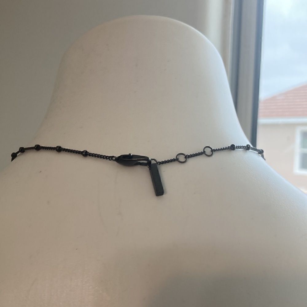 Kenneth Cole necklace - Picture 5 of 8